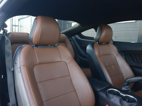 Used 2019 Ford Mustang Premium w/ Ford Safe & Smart Package RWD image 29