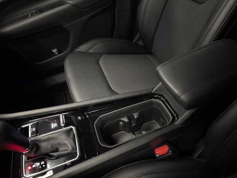 New 2026 Jeep Compass Latitude image 25