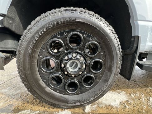 Used 2024 Ford F250 Lariat w/ Lariat Ultimate Package image 12