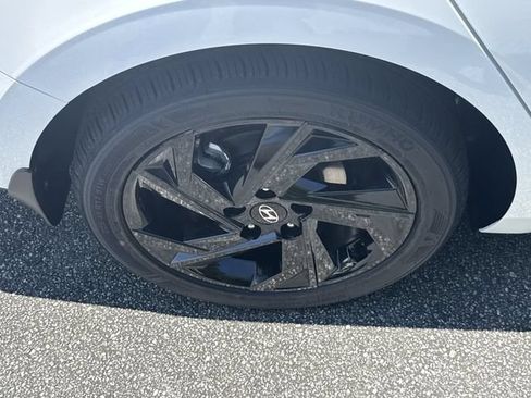 New 2026 Hyundai Elantra Sport FWD image 17