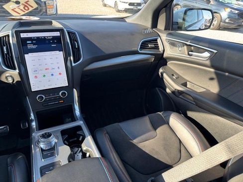 Used 2024 Ford Edge ST w/ Equipment Group 401A image 16