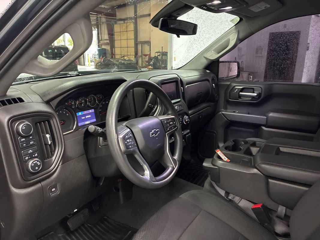 Used 2021 Chevrolet Silverado 1500 Custom w/ Safety Confidence Package AWD/4WD image 7