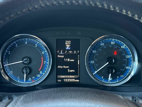 Used 2017 Toyota Corolla L image 27