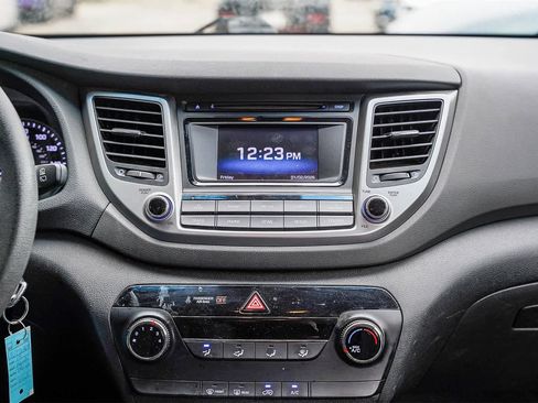 Used 2018 Hyundai Tucson SE image 13