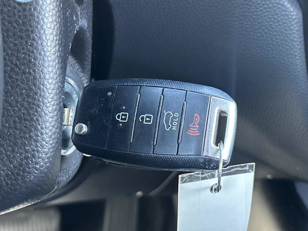 Used 2017 Kia Soul + FWD image 24