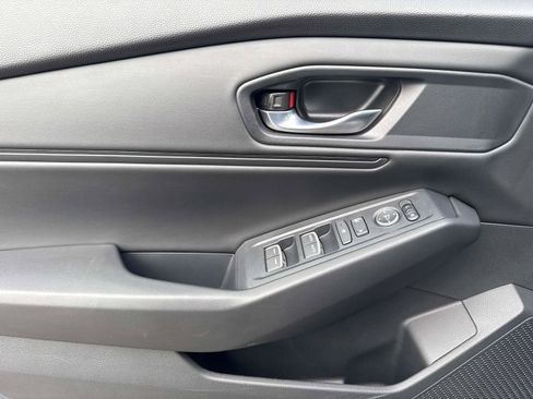 Certified 2023 Honda Accord EX image 17