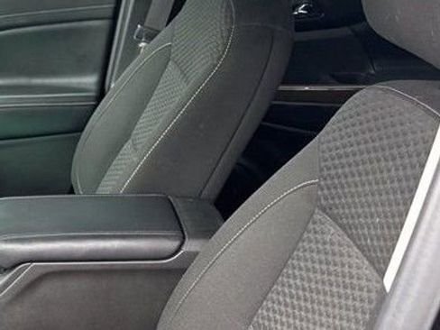 Used 2019 GMC Acadia SLE image 4