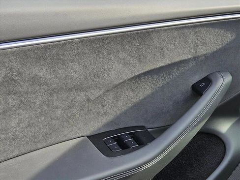 Used 2024 Tesla Model 3 Long Range image 8