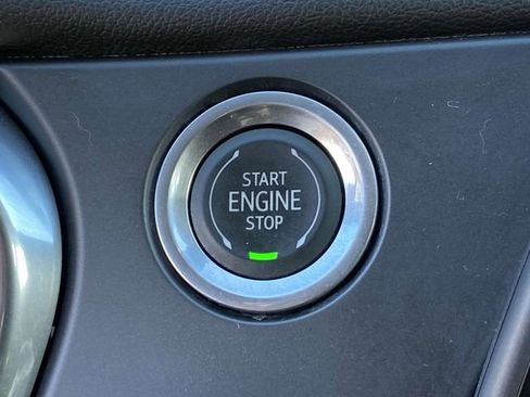 Used 2020 Chevrolet Blazer LT image 29