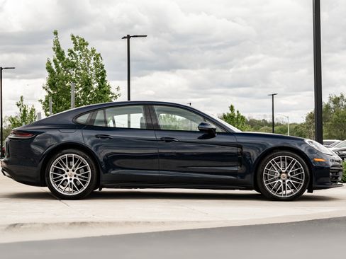 Used 2021 Porsche Panamera 4 AWD/4WD image 3