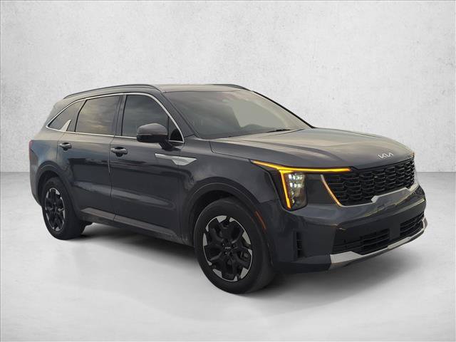 Used 2024 Kia Sorento S FWD image 3