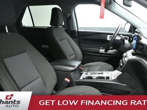 Used 2022 Ford Explorer XLT AWD/4WD image 10
