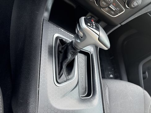 Used 2016 Dodge Charger R/T w/ Navigation & Travel Group image 30