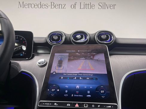 Used 2025 Mercedes-Benz C 300 4MATIC Sedan image 34