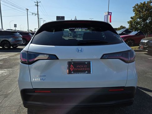 New 2026 Honda HR-V LX image 11