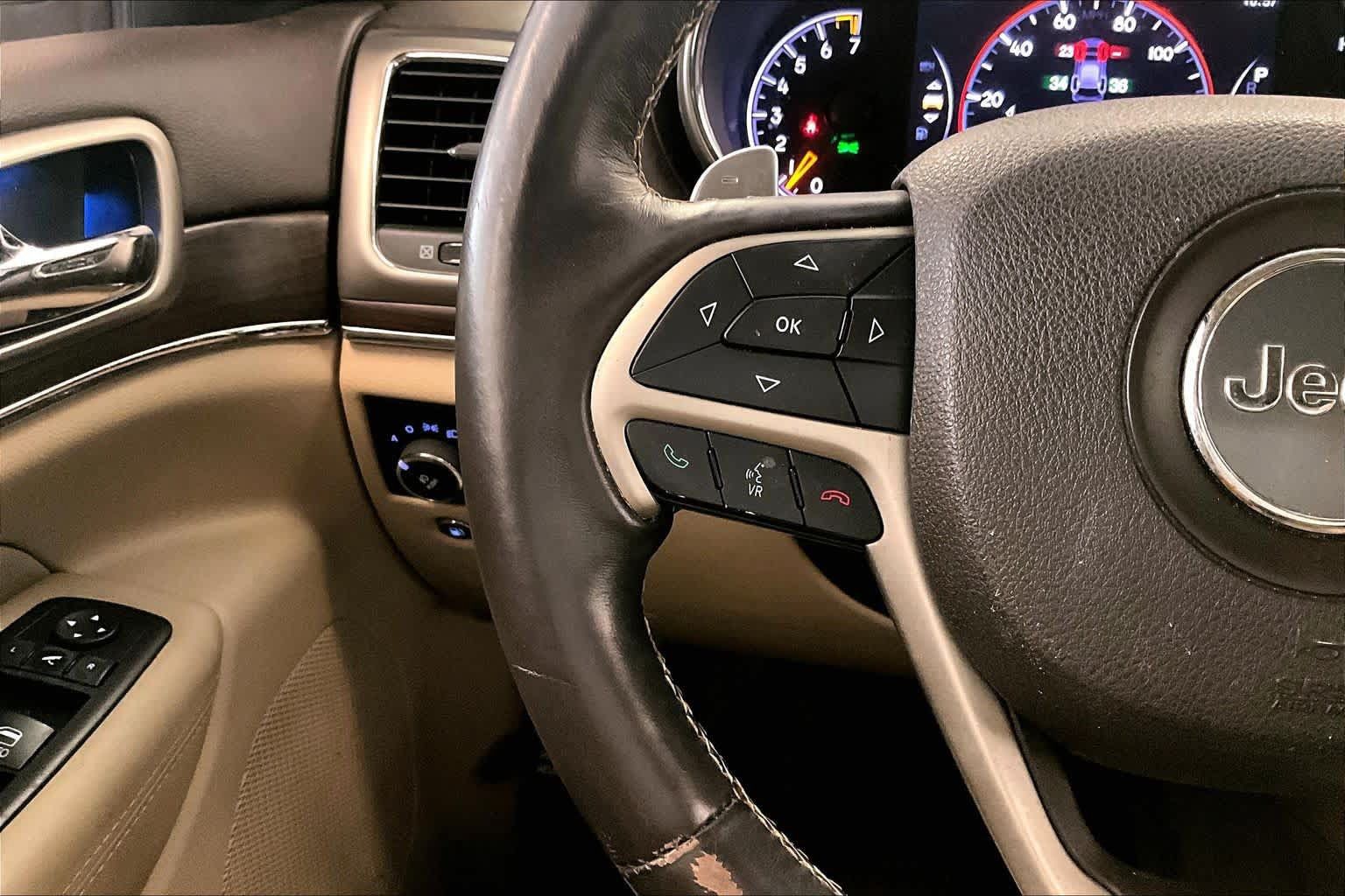 Used 2015 Jeep Grand Cherokee Overland RWD image 21