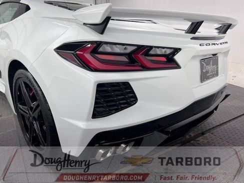New 2026 Chevrolet Corvette Stingray Coupe w/ Z51 Performance Package RWD image 25