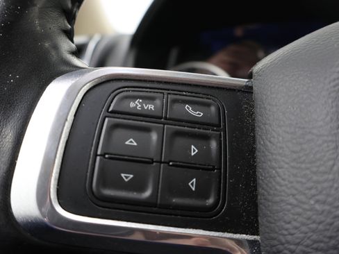 Used 2019 RAM 3500 Laramie AWD/4WD image 15