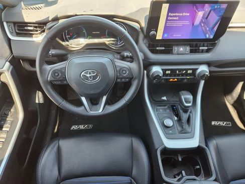 Certified 2025 Toyota RAV4 XSE AWD/4WD image 27