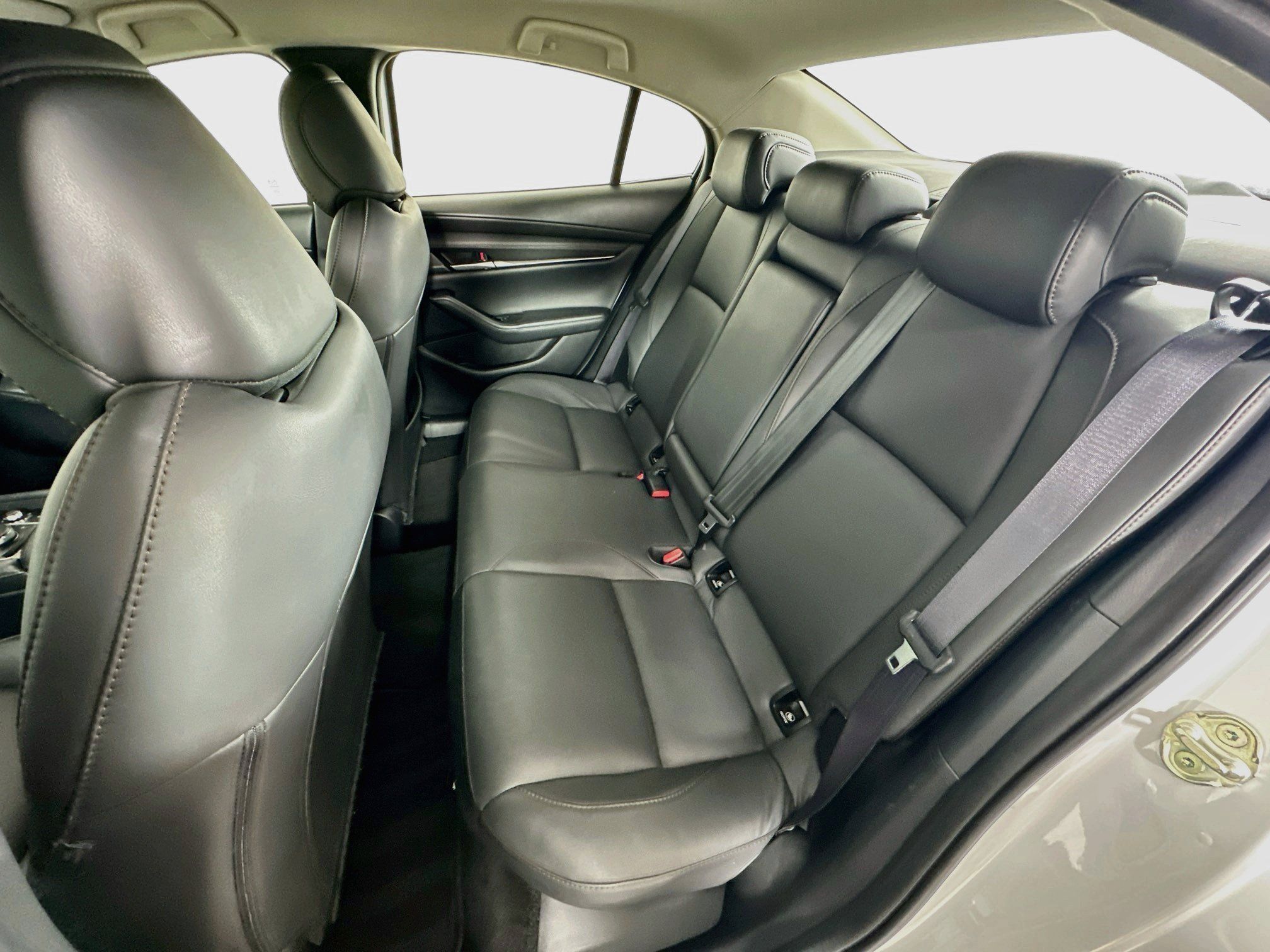 Used 2024 MAZDA MAZDA3 s FWD image 27