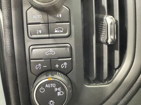 New 2026 Chevrolet Silverado 1500 Custom w/ LPO, Dark Essentials Package image 18