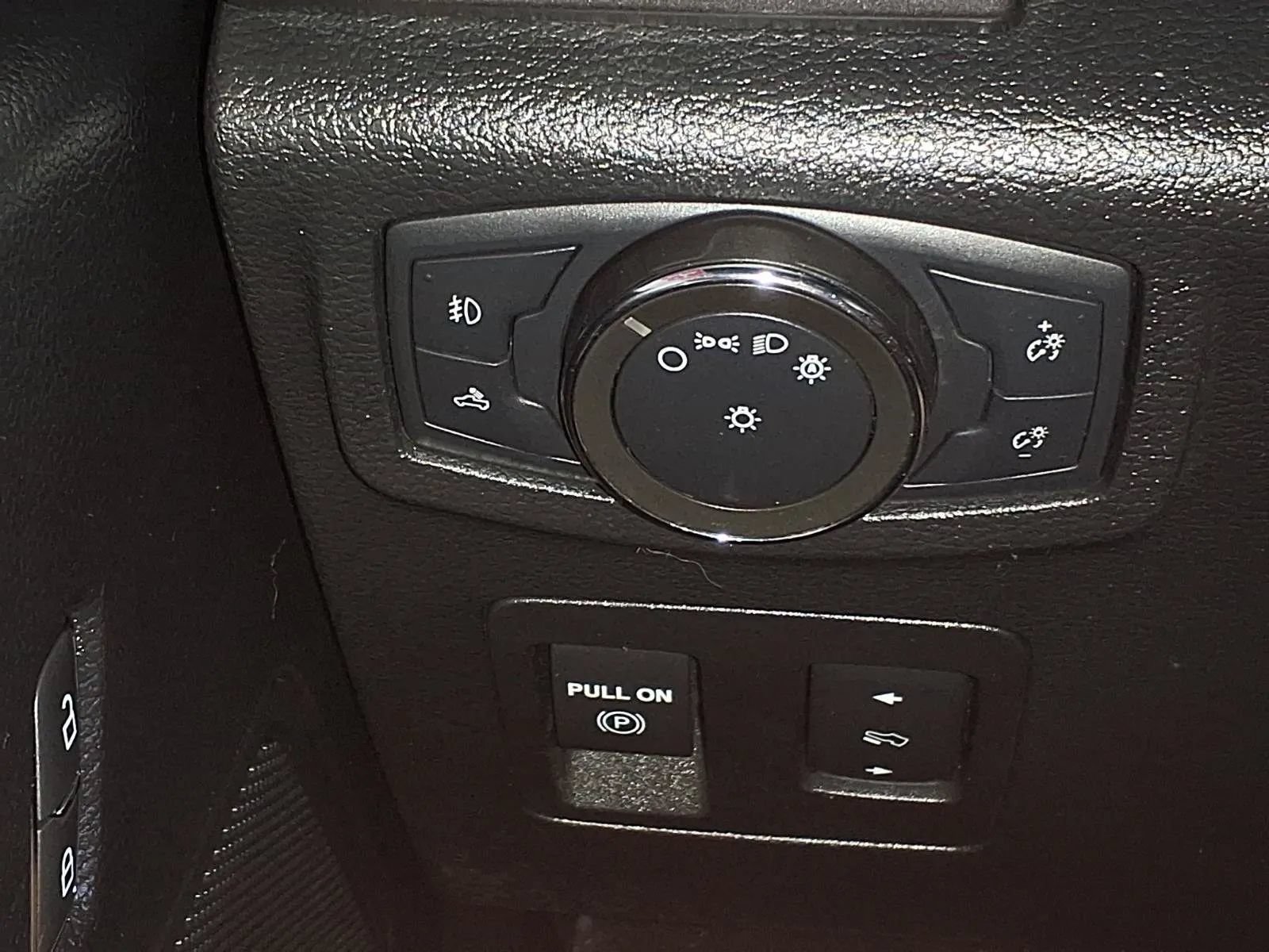 Used 2020 Ford F150 XLT w/ Equipment Group 301A Mid AWD/4WD image 31