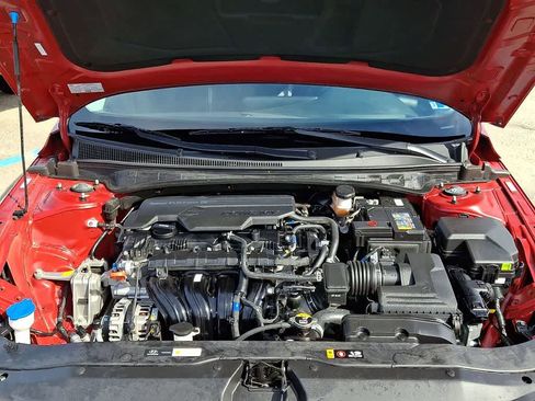 Used 2024 Hyundai Elantra SEL image 30
