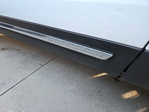 Used 2018 Ford Explorer XLT w/ Equipment Group 201A image 14