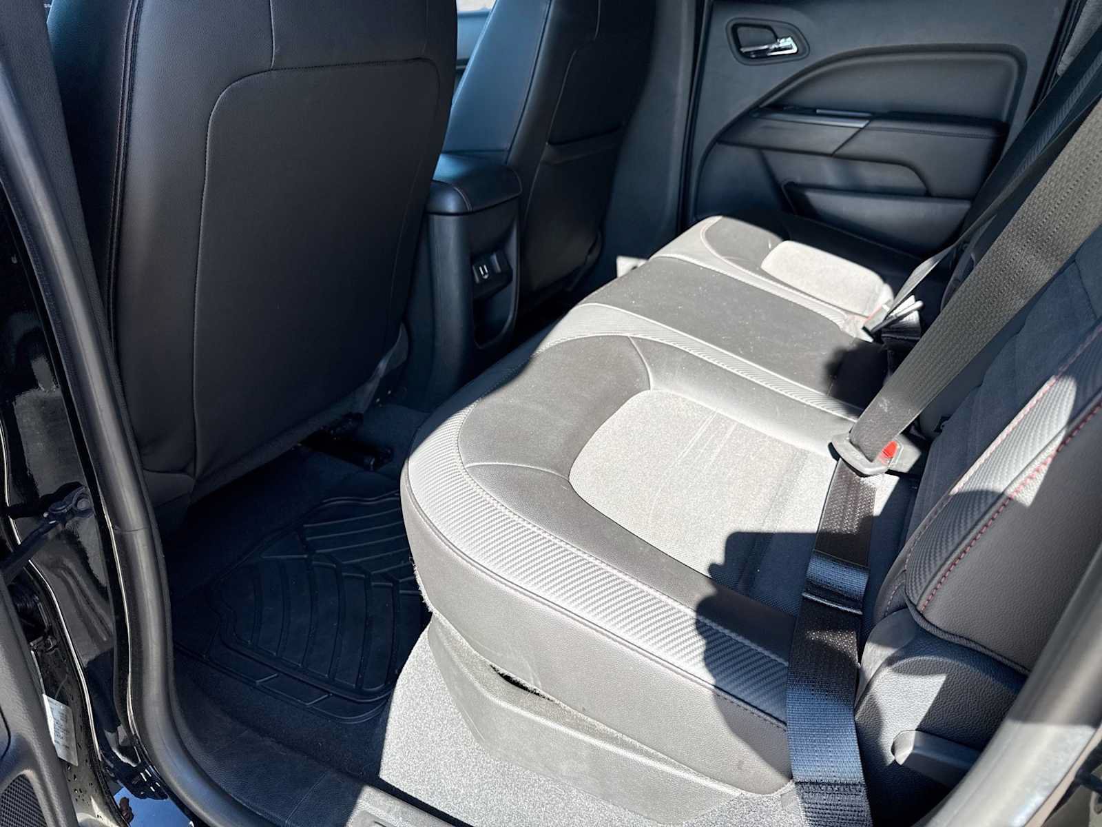 Used 2019 GMC Canyon All Terrain w/ Trailering Package AWD/4WD image 18