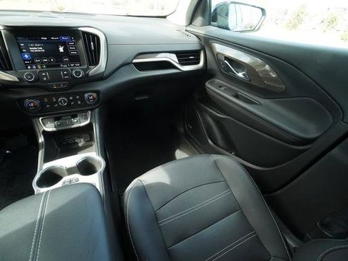 Used 2024 GMC Terrain Denali w/ Black Diamond Edition image 14