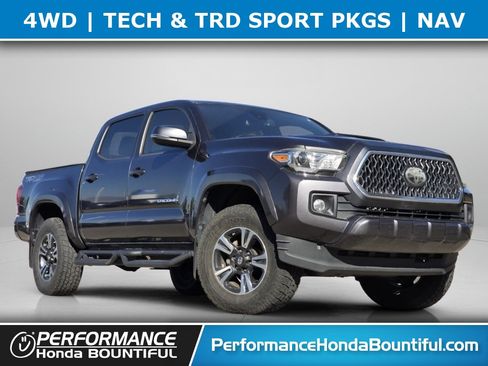 Used 2018 Toyota Tacoma TRD Sport w/ Technology Package AWD/4WD image 1