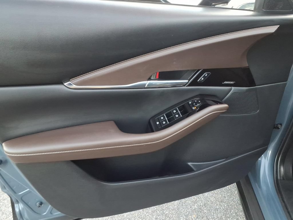 Used 2021 MAZDA CX-30 FWD 2.5 S w/ Premium Package image 15