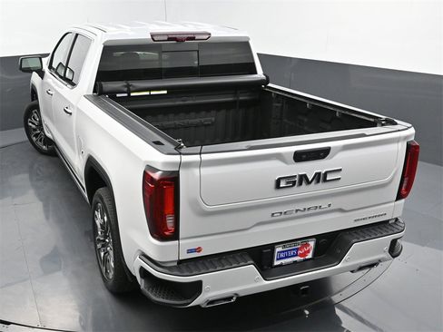 Used 2023 GMC Sierra 1500 Denali Ultimate image 37