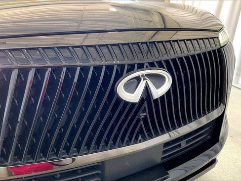 Used 2025 INFINITI QX80 Autograph w/ Autograph Exterior Package AWD/4WD image 7