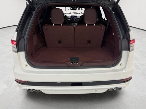 Used 2023 Lincoln Aviator Black Label w/ Jet Package AWD/4WD image 23