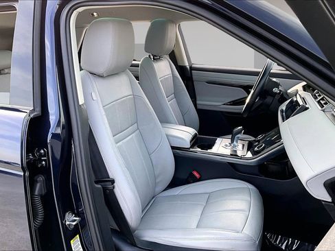 Used 2022 Land Rover Range Rover Evoque SE image 27