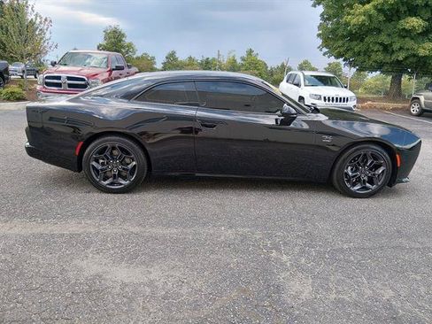 Used 2025 Dodge Charger Daytona R/T w/ Quick Order Package 25M R/T AWD/4WD image 2
