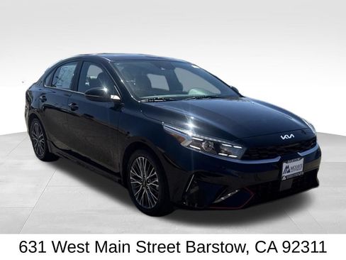 Used 2024 Kia Forte GT-Line w/ GT-Line Premium Package FWD image 2