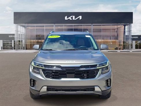 Certified 2024 Kia Seltos SX w/ SX Sunroof Package AWD/4WD image 2