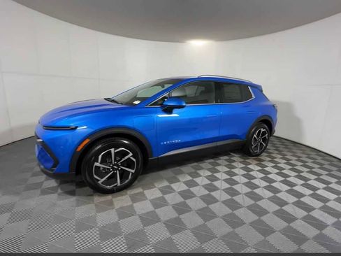 New 2026 Chevrolet Equinox EV LT image 8