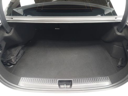 Used 2025 Mercedes-Benz E 53 AMG e 4MATIC Sedan image 31