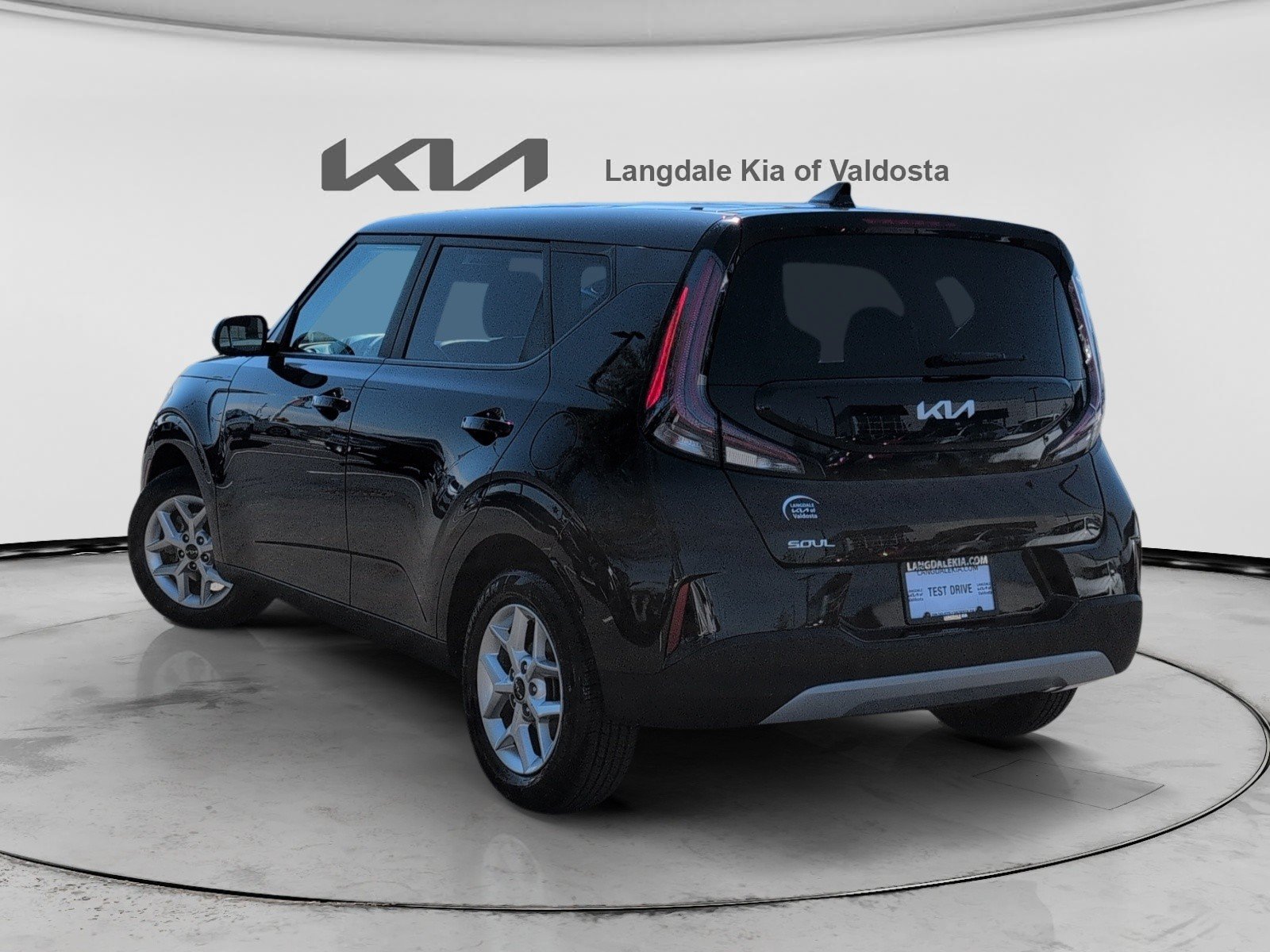 Used 2024 Kia Soul LX w/ Option Group 015 FWD image 9