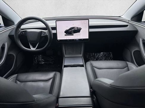 Used 2024 Tesla Model 3 image 19
