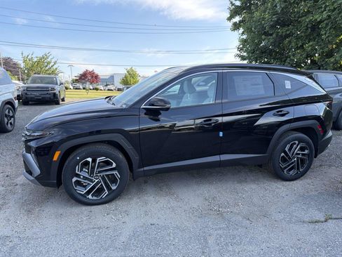 New 2026 Hyundai Tucson Limited AWD/4WD image 2