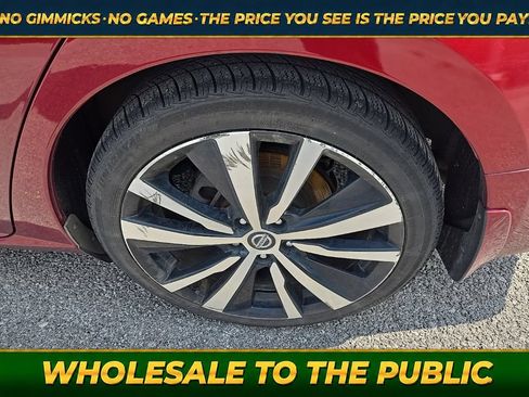 Used 2020 Nissan Altima 2.5 SR FWD image 11
