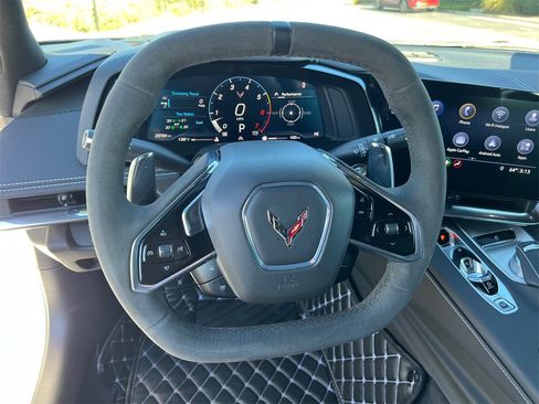 Used 2020 Chevrolet Corvette Stingray Coupe w/ Z51 Performance Package image 22