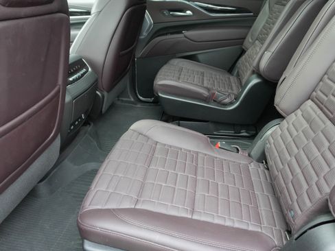 Used 2024 Cadillac Escalade Sport Platinum image 30