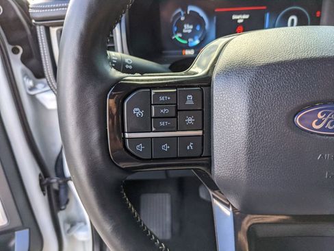 Used 2024 Ford F150 Lightning Platinum image 34