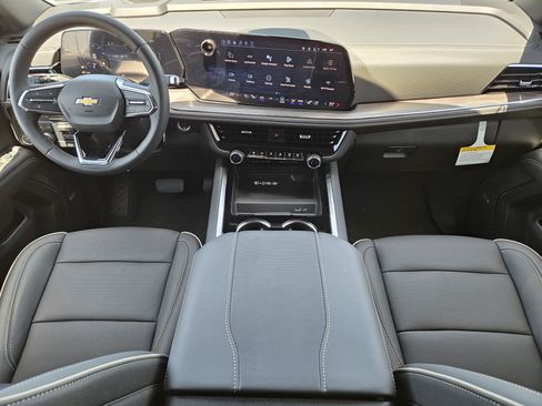 New 2026 Chevrolet Suburban Premier w/ Sun And Tow Package RWD image 19