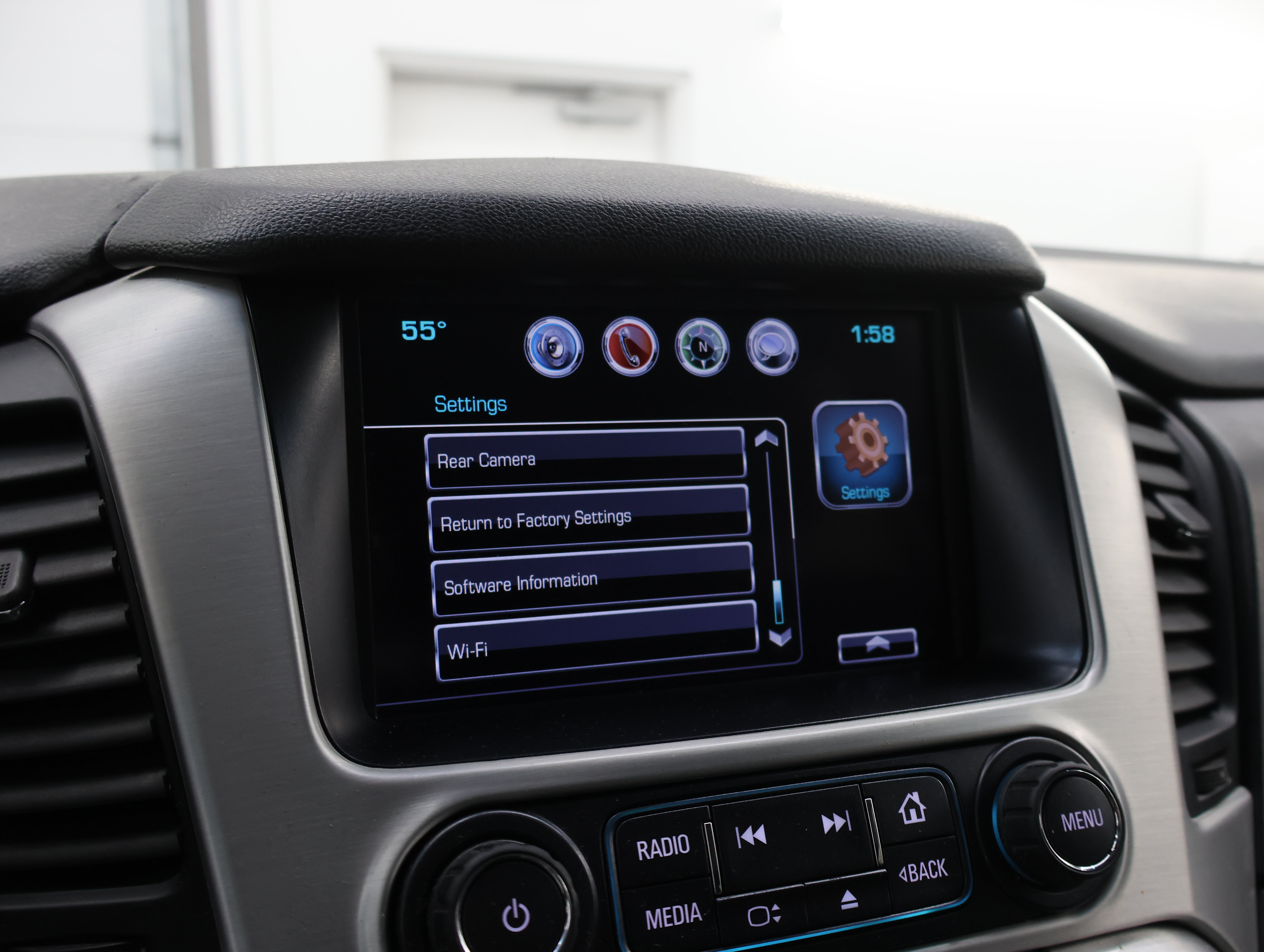 Used 2018 GMC Yukon SLE w/ SLE Value Package AWD/4WD image 54